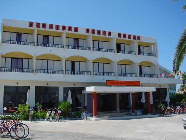 Imagen general del Hotel NIRIIDES BEACH. Foto 6