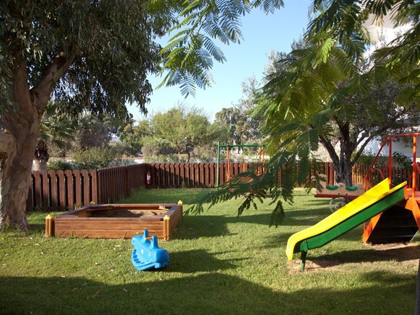 Imagen general del Hotel NIRIIDES. Foto 3