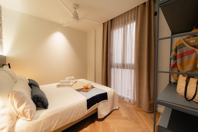 Imagen de la habitación del Hotel NIU Line. Foto 17