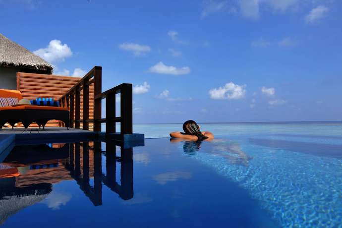Imagen de la piscina del Hotel NIVA Velassaru Maldives. Foto 20