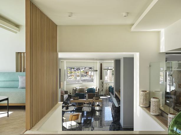 Imagen de los interiores del Hotel NLH MATI Seafront - Neighborhood Lifestyle Hotels. Foto 17