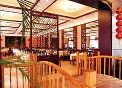 Imagen del bar/restaurante del Hotel NOBLETIMES. Foto 3