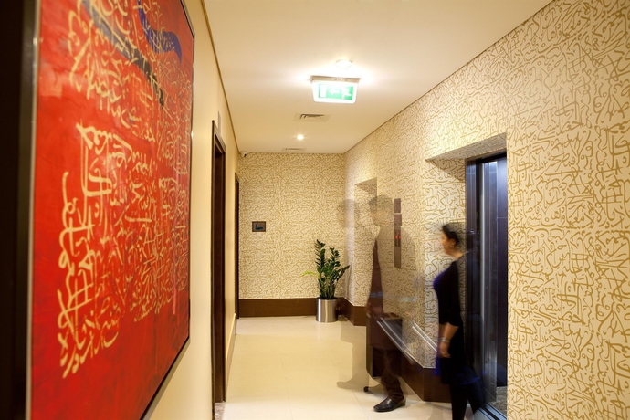 Imagen de los interiores del Hotel NOON. Foto 7