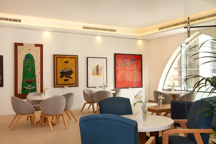 Imagen de los interiores del Hotel NOON. Foto 9