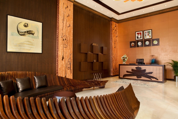 Imagen de los interiores del Hotel NOON. Foto 11