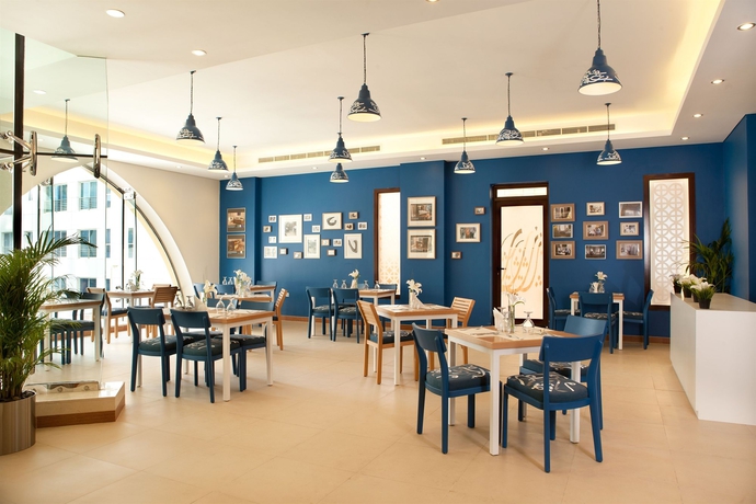 Imagen del bar/restaurante del Hotel NOON. Foto 3