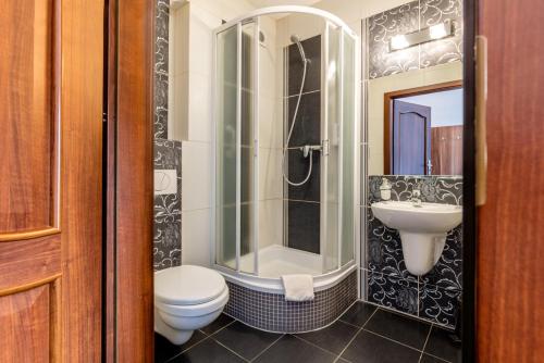 Imagen de la habitación del Hotel NORD, Mierzyn-Kolonia. Foto 8