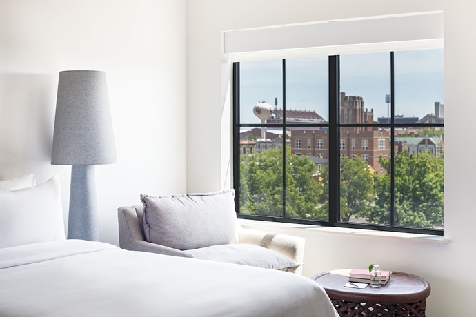 Imagen de la habitación del Hotel NOUN, Norman, a Tribute Portfolio. Foto 5