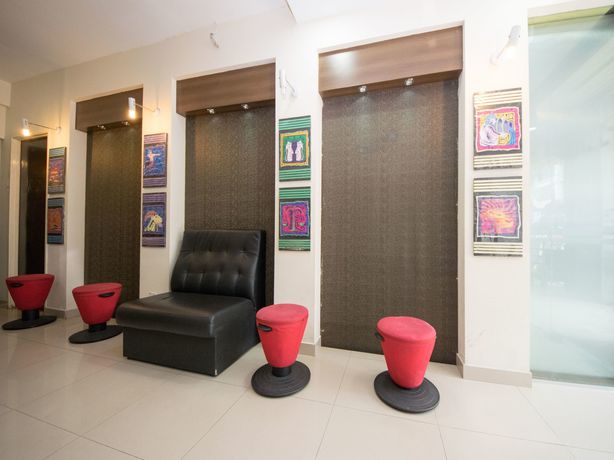Imagen de los interiores del Hotel NOVOTEL CENTURY. Foto 11