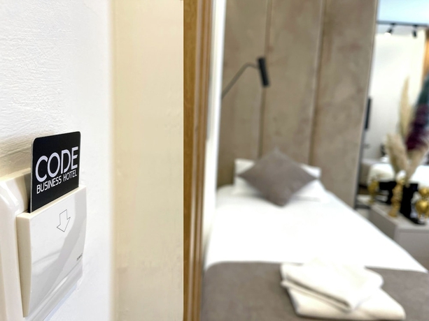 Imagen de la habitación del Hotel NPL CODE. Foto 5