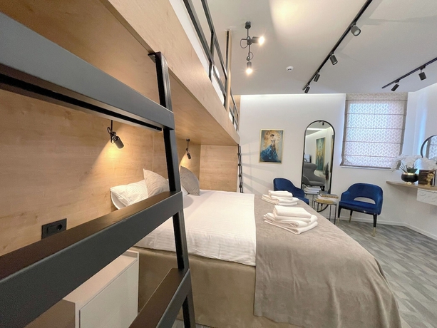 Imagen de la habitación del Hotel NPL CODE. Foto 14