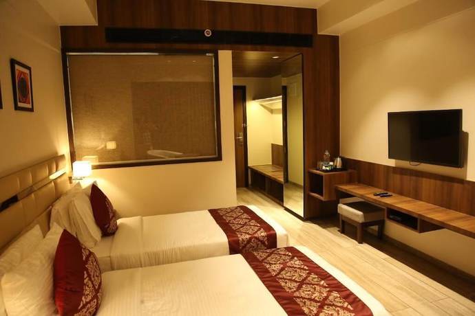 Imagen de la habitación del Hotel NRICH SKYOTEL. Foto 4