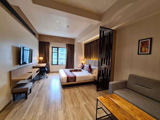 Imagen de la habitación del Hotel NRICH SKYOTEL. Foto 6