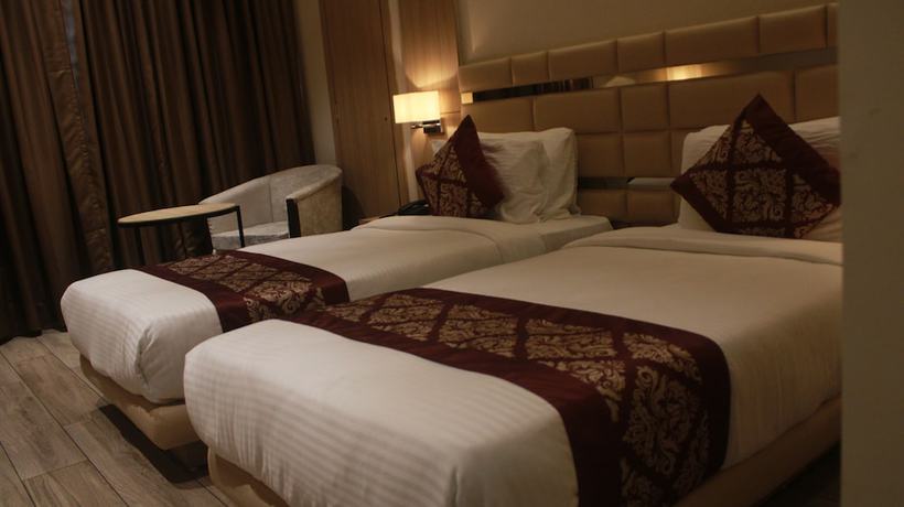 Imagen de la habitación del Hotel NRICH SKYOTEL. Foto 17