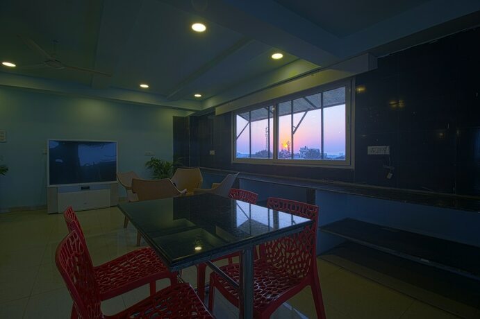 Imagen general del Hotel NS Royal Emirates. Foto 4