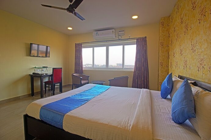 Imagen de la habitación del Hotel NS Royal Emirates. Foto 17