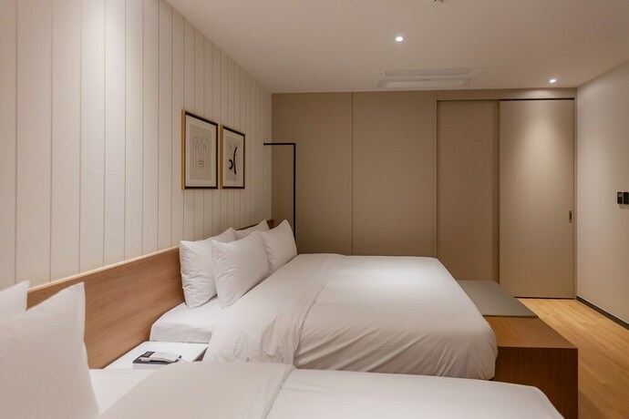 Imagen de la habitación del Hotel NUMBER 25 GIMHAE SAMGYE. Foto 23