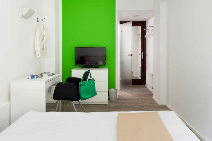 Imagen de la habitación del Hotel NUNO COLOGNE CITY. Foto 11