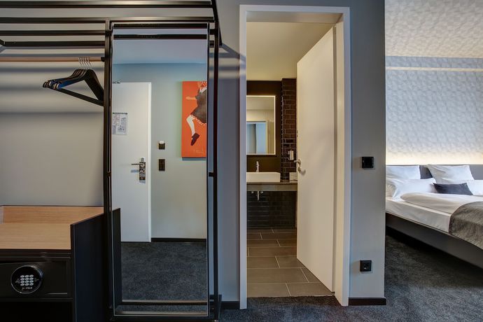 Imagen de la habitación del Hotel NYCE Hamburg City. Foto 2