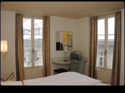 Imagen de la habitación del Hotel NYDECK. Foto 2
