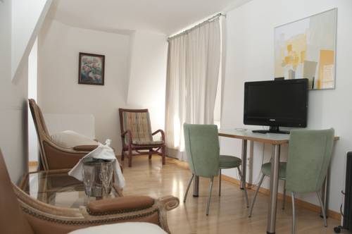 Imagen de la habitación del Hotel NYDECK. Foto 4