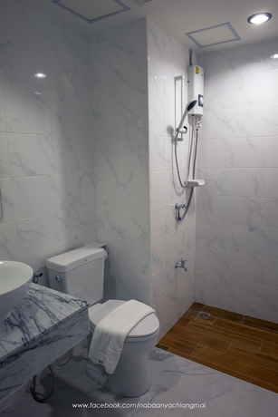 Imagen de la habitación del Hotel Na BaanYa Chiang Mai. Foto 13