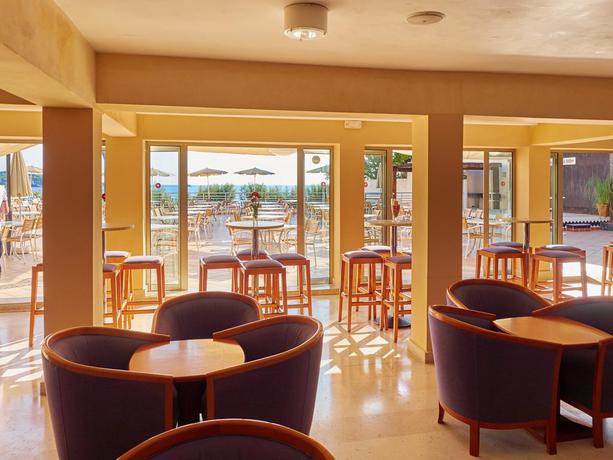 Imagen del bar/restaurante del Hotel Na Forana. Foto 3