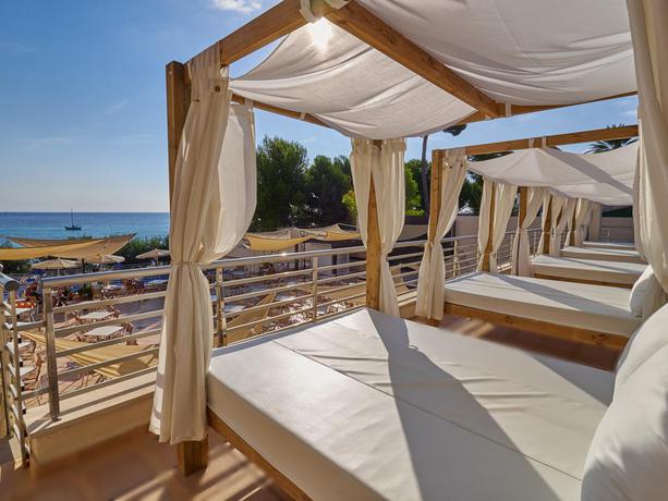 Imagen de los interiores del Hotel Na Forana. Foto 16