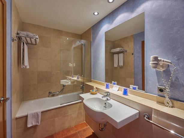 Imagen de la habitación del Hotel Na Forana. Foto 9