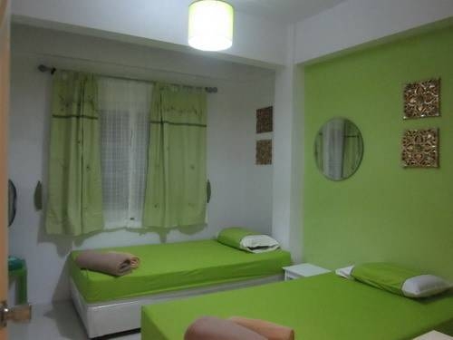 Imagen de la habitación del Hotel Na Na Chart Phuket. Foto 30