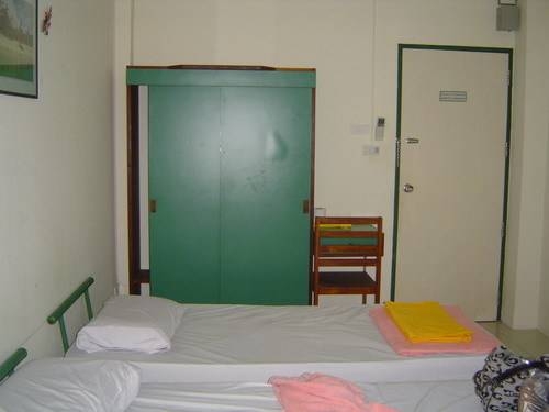 Imagen de la habitación del Hotel Na Na Chart Phuket. Foto 36