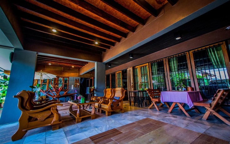 Imagen de los interiores del Hotel Na Siri Lakeview. Foto 18