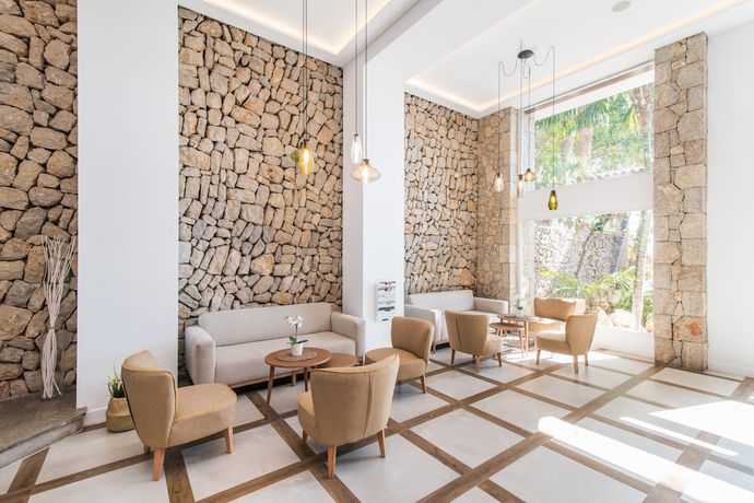 Imagen de los interiores del Hotel Na Taconera Sport & Relax. Foto 20