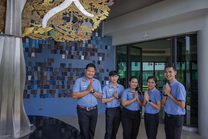 Imagen de los interiores del Hotel Na Tree Tara Riverside Resort. Foto 19