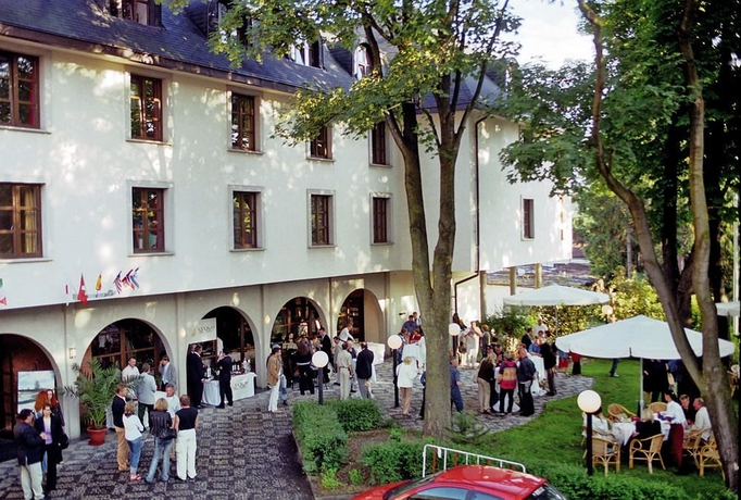 Imagen de los exteriores del Hotel Na Zamecku. Foto 7