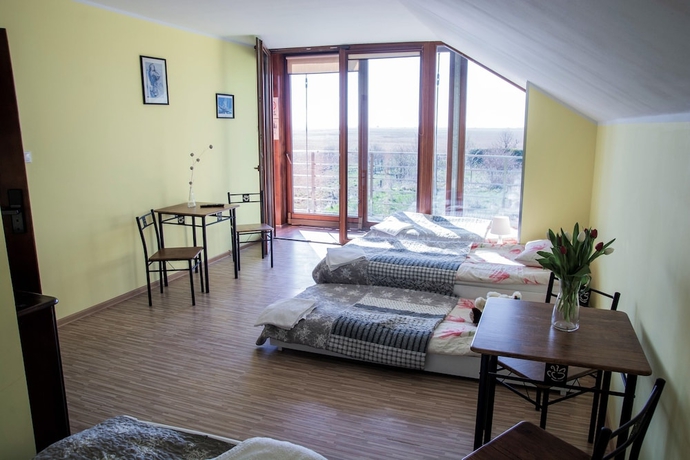 Imagen de la habitación del Hotel NaFali. Foto 7