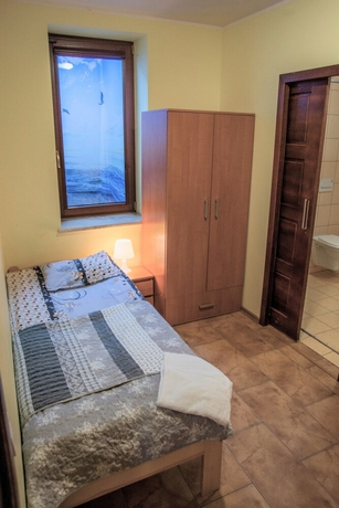 Imagen de la habitación del Hotel NaFali. Foto 13