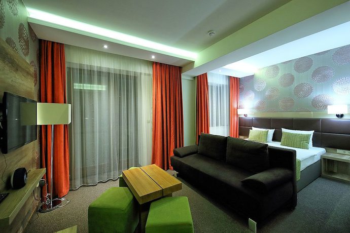 Imagen de la habitación del Hotel N&aacute;das T&oacute; Park. Foto 8