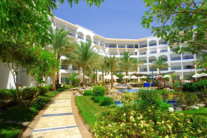 Imagen de los exteriores del Hotel Naama Bay Hotel and Resort. Foto 11