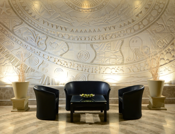 Imagen de los interiores del Hotel Naama Bay Hotel and Resort. Foto 14