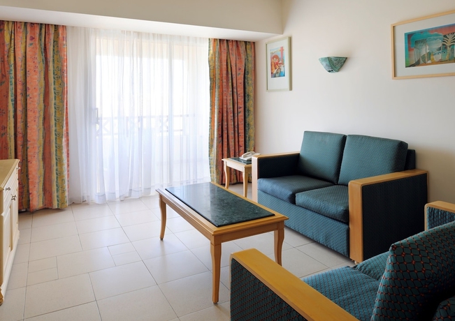 Imagen de los interiores del Hotel Naama Bay Promenade Beach Resort. Foto 17