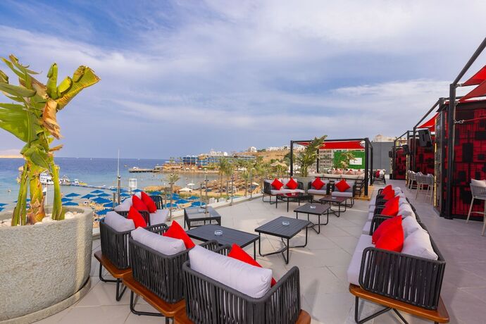 Imagen general del Hotel Naama Bay Suites and Spa. Foto 6