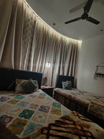 Imagen de la habitación del Hotel Naari Home Stay. Foto 3