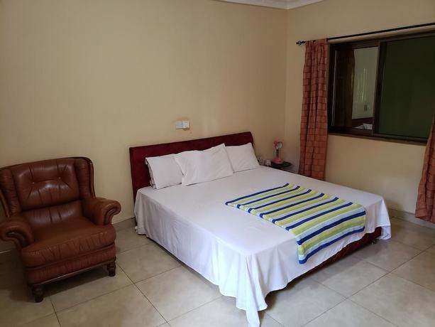 Imagen de la habitación del Hotel Nabegyi. Foto 9