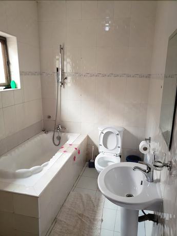 Imagen de la habitación del Hotel Nabegyi. Foto 13