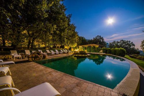 Imagen de la piscina del Hotel Nabia. Foto 12