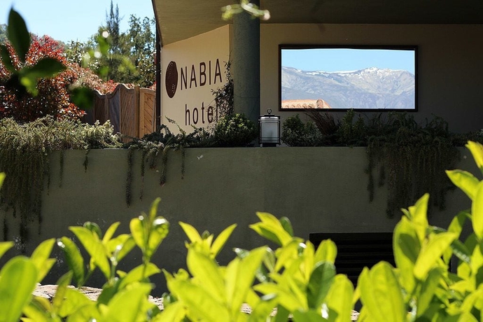Imagen de los exteriores del Hotel Nabia. Foto 8
