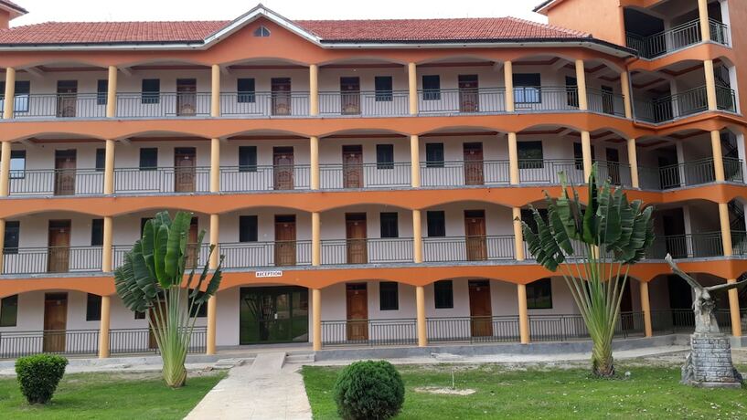Imagen de los interiores del Hotel Nabinonya Resort Beach. Foto 19