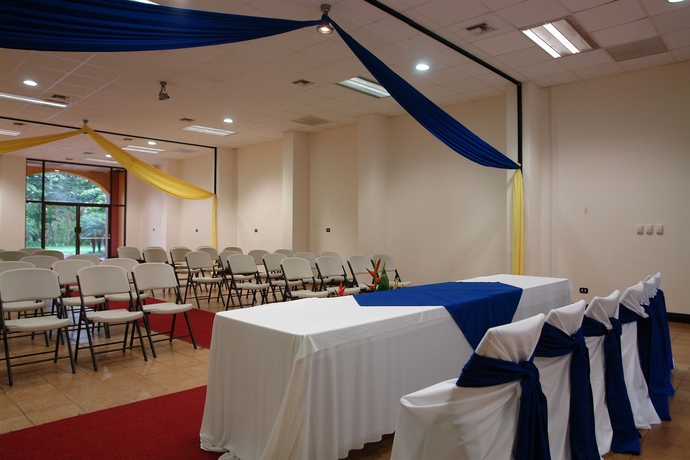 Imagen de los interiores del Hotel Nacazcol and Villas. Foto 8