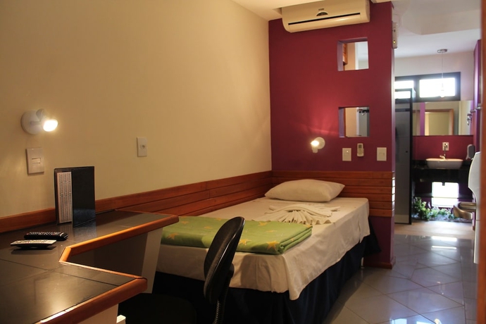 Imagen de la habitación del Hotel Na&ccedil;&otilde;es Plaza. Foto 7